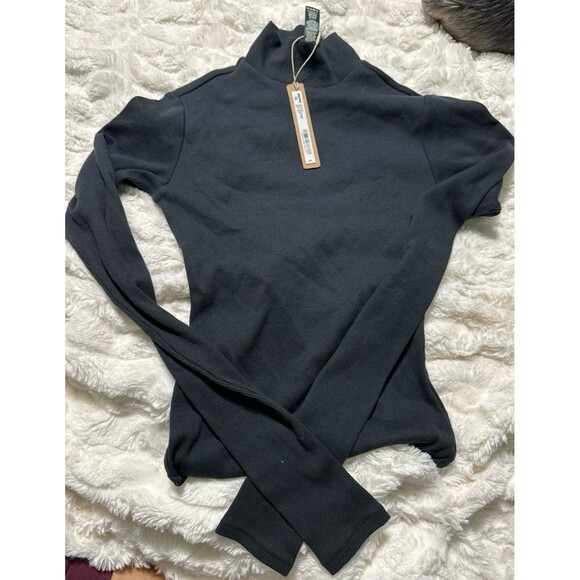NWT Skims Cotton Rib Long Sleeve Turtleneck in Soot - Picture 5 of 6